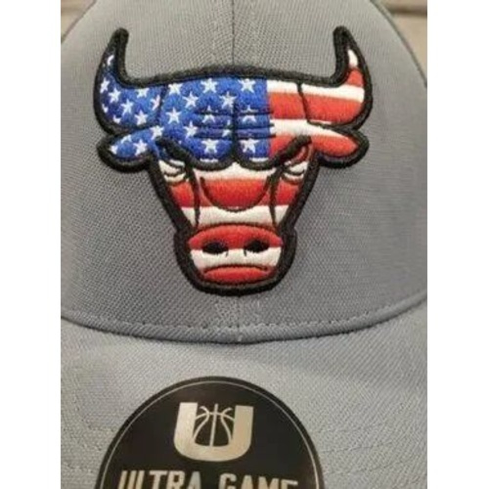 Ultra Game NBA Chicago Bulls Grey Hat American Flag Logo Adjustable Cap VGMD015S